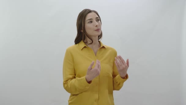 Woman Speaking Corner Screen Woman Speaks Something Imaginary Asks Questions — Stock Video