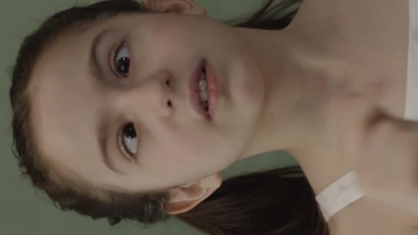Little Girl Squinting Her Eyes Having Fun Cute Funny Naughty — Stock videók