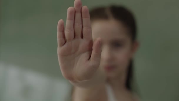 Little Girl Makes Stop Sign Her Hand Says Stop Social — Vídeo de Stock