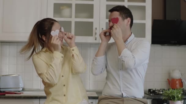 Young Couple Dancing Celebrating Wedding Anniversary Kitchen Paper Hearts Eyes — Vídeo de Stock