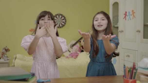 Little Girls Having Fun Together Dancing Room Home Happy Girls — Vídeo de stock