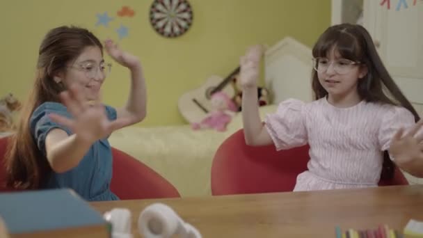 Little Beautiful Cute Girls Sitting Table Nursery Talking Dancing Loving — 비디오