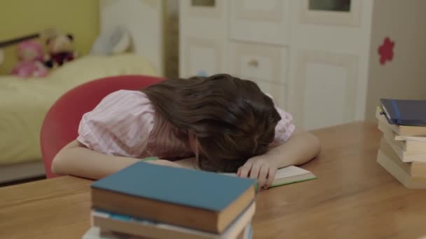 Tired Little Girl Tired Schoolwork Solving Problems Books Schoolgirl Studying — Vídeo de stock