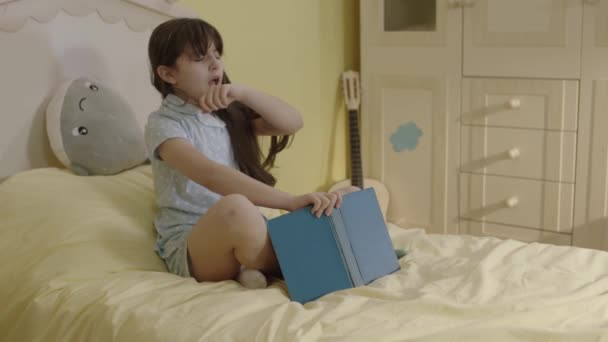 Sick Allergy Little Girl Sneezing Reading Book Bed Her Room — Stock videók