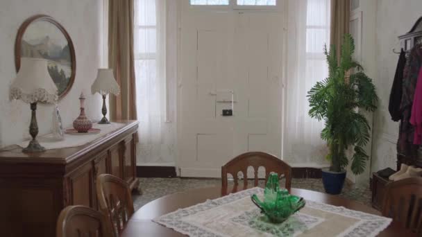 Вигляд Будинок Туреччині Обладнаний Старими Меблями Традиційні Двері Старого Турецького — стокове відео
