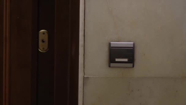 Close Finger Woman Pressing Neighbor Old Doorbell Woman Presses Doorbell — Stok video