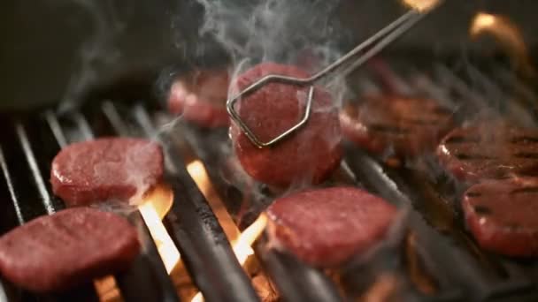 Traditional Delicious Dish Meatballs Cooked Grill Beef Burgers Cooked Flaming — Stok video