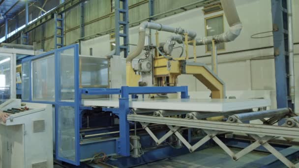 Factory Produces Insulation Material Insulation Material Production Machine Modern Plant — Vídeo de Stock