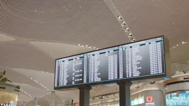 Flight Information Board International Airport Flight Information Board Istanbul Airport — Stock video