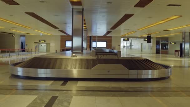 Empty Baggage Conveyor Belt Arrivals Area Passenger Terminal Istanbul International — Vídeo de Stock