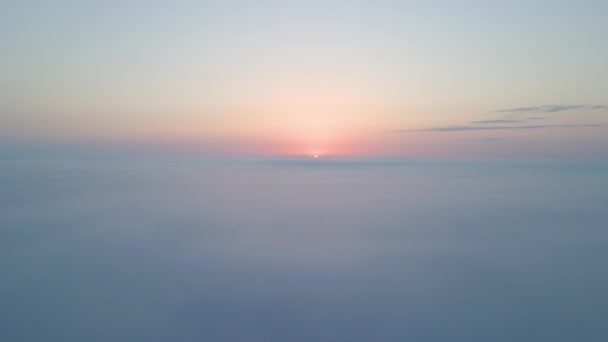 Flygfoto Från Flygplansfönstret Hög Höjd Tät Puffy Cumulus Moln Bildas — Stockvideo