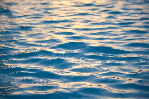 Detailní Mořská Pláň Modré Mořské Vody Malými Vlnitými Vlnami — Stock fotografie