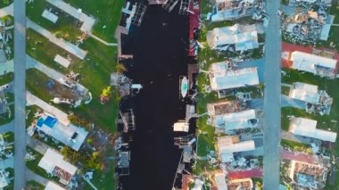 Florida 'daki taşınabilir evler, Ian Kasırgası tarafından yerle bir edildi. Doğal afetin sonuçları..