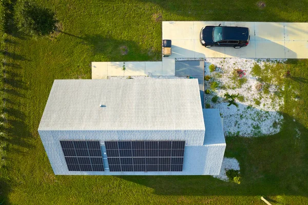Aerial View Épület Tető Sorok Kék Napelemes Fotovoltaikus Panelek Előállítására — Stock Fotó