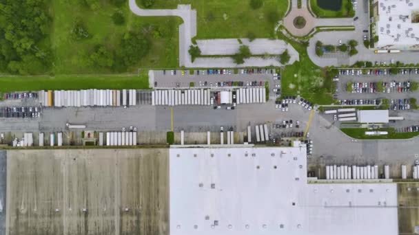 Grand Entrepôt Distribution Commerciale Avec Nombreux Semi Camions Déchargeant Téléchargeant — Video