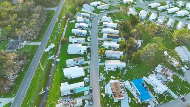 Allvarligt Skadad Orkanen Ian Hus Florida Husbil Bostadsområde Konsekvenser Naturkatastrofer — Stockvideo