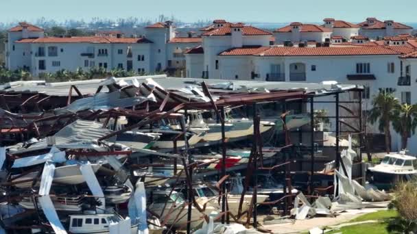 Τυφώνας Ίαν Κατέστρεψε Σταθμό Σκαφών Στην Παράκτια Περιοχή Της Φλόριντα — Αρχείο Βίντεο