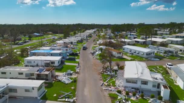 Casas Gravemente Danificadas Após Furacão Ian Área Residencial Móvel Flórida — Vídeo de Stock