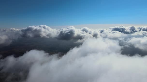 Luftaufnahme Aus Dem Flugzeugfenster Großer Höhe Der Erde Bedeckt Mit — Stockvideo