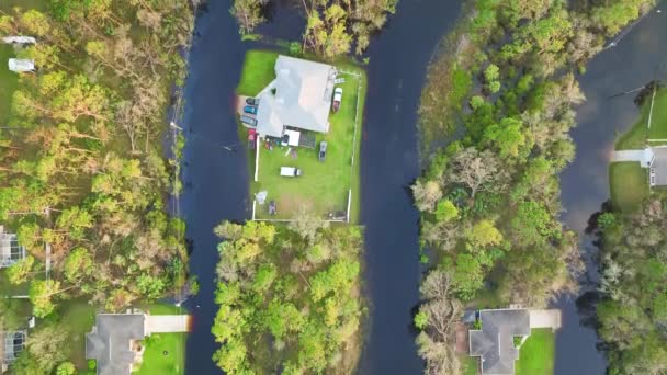 被飓风伊恩包围 佛罗里达州居民区的洪水淹没 自然灾害的后果 — 图库视频影像