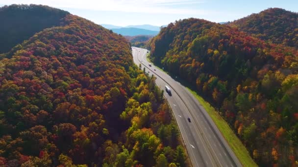 Vista Aérea Auto Estrada Carolina Norte Direção Asheville Através Montanhas — Vídeo de Stock