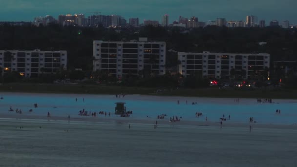 Pemandangan Udara Pantai Siesta Key Dengan Pasir Putih Kota Sarasota — Stok Video