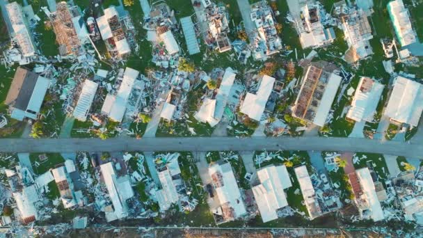 Svårt Skadade Husbilar Efter Orkanen Ian Florida Bostadsområde Konsekvenser Naturkatastrofer — Stockvideo