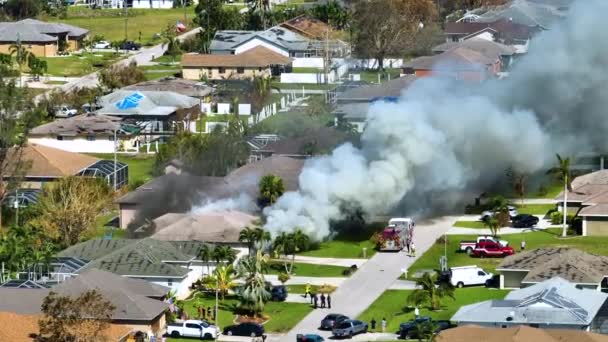 Burning Residential House Fire Smoke Flames Firefighters Extinguishing Short Circuit — Stock Video