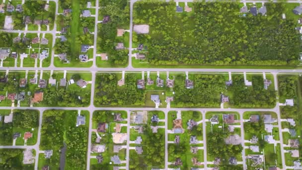 Vista Aérea Pequeña Ciudad América Paisaje Suburbano Con Casas Privadas — Vídeos de Stock