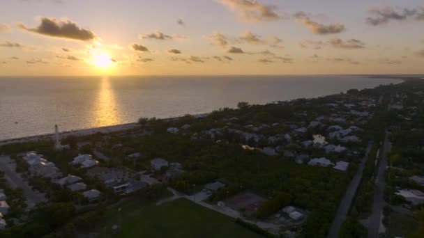 Vista Desde Arriba Casas Residenciales Isla Pequeña Ciudad Boca Grande — Vídeo de stock
