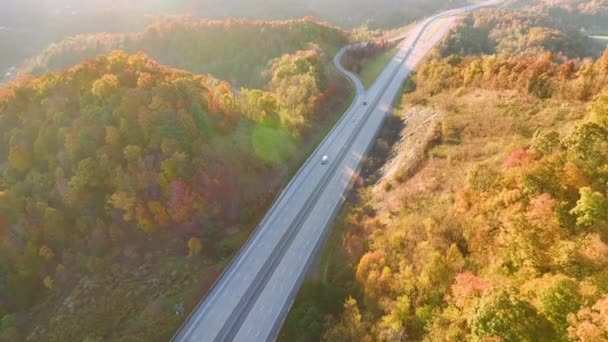 Повітряний Вид Автостраду Північній Кароліні Через Аппалачі Золотий Осінній Сезон — стокове відео