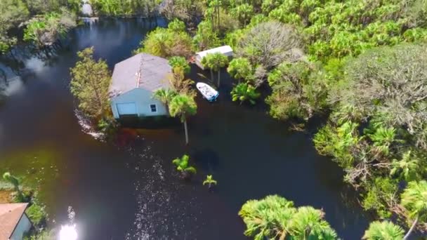 Körülvéve Ian Hurrikán Esőzések Árvíz Házak Floridában Lakóövezetben Természeti Katasztrófa — Stock videók