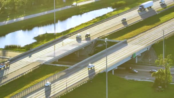 Aerial View Highway Overpass Moving Traffic Cars Trucks — 图库视频影像