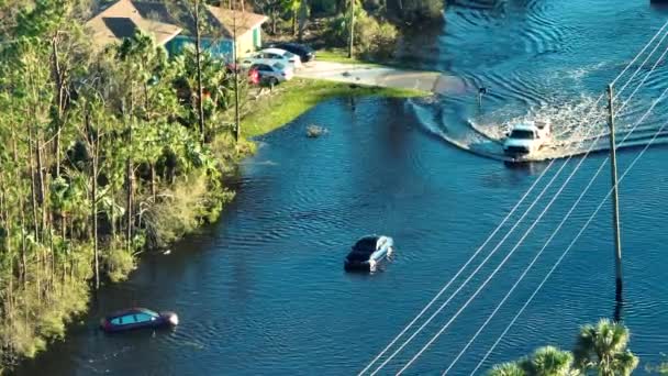 Hurricane Ian Flooded Street Moving Cars Surrounded Water Houses Florida — Stock Video