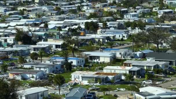 Destroyed Hurricane Ian Suburban Houses Florida Mobile Home Residential Area — Stock Video