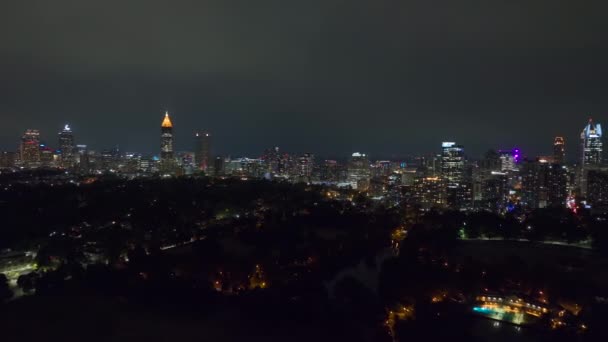 Luftaufnahme Der Innenstadt Von Atlanta City Georgia Usa Hell Erleuchtete — Stockvideo