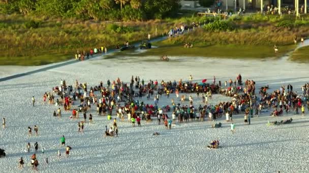 Aerial View Large Crowd People Dancing Having Fun Sandy Beach — Video