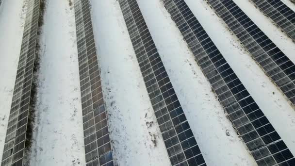 Aerial View Electrical Power Plant Solar Panels Covered Snow Melting — Vídeo de Stock