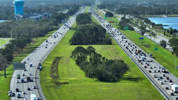 Aerial View Busy American Highway Heavy Fast Moving Traffic Florida — Video
