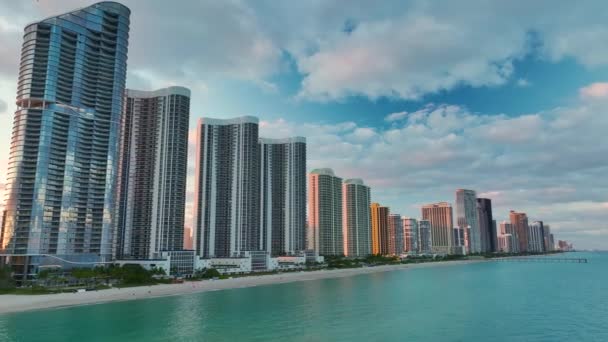 Vedere Mai Sus Hotelurilor Luxoase Apartamentelor Malul Oceanului Atlantic Orașul — Videoclip de stoc