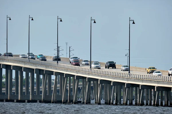 stock image Barron Collier Bridge and Gilchrist Bridge in Florida with moving traffic. Transportation infrastructure in Charlotte County connecting Punta Gorda and Port Charlotte over Peace River.