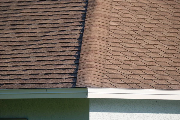 Closeup House Roof Top Covered Asphalt Bitumen Shingles Waterproofing New — Fotografia de Stock
