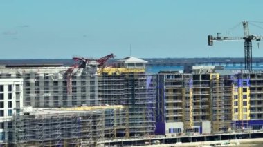 Port Charlotte, ABD 'deki yüksek apartman şantiyesindeki Ian kasırgası tarafından yıkılan havadan görüntü..