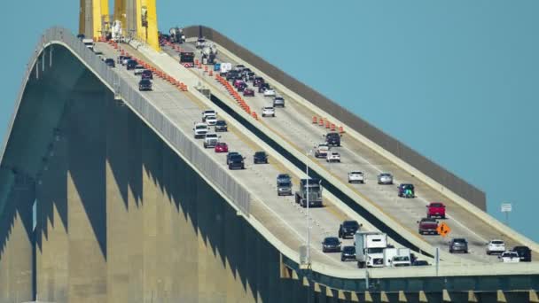 Sunshine Skyway Bridge Tampa Bay Florida Moving Traffic Concept Transportation — Vídeos de Stock