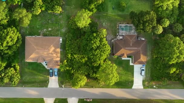 Letecký Pohled Malé Město Amerika Příměstské Krajiny Soukromými Domy Mezi — Stock video