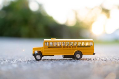 Oyuncak Amerikan okul otobüsü Amerika 'da eğitimin sembolü..