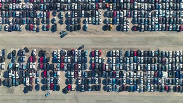 Vista Desde Arriba Gran Estacionamiento Con Autos Usados Estacionados Después — Vídeo de stock