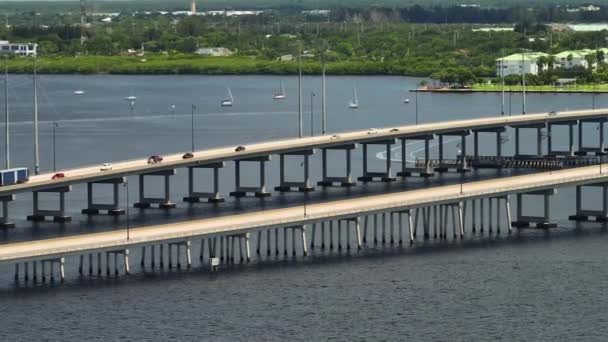 Aerial View Barron Collier Bridge Gilchrist Bridge Florida Moving Traffic — 图库视频影像