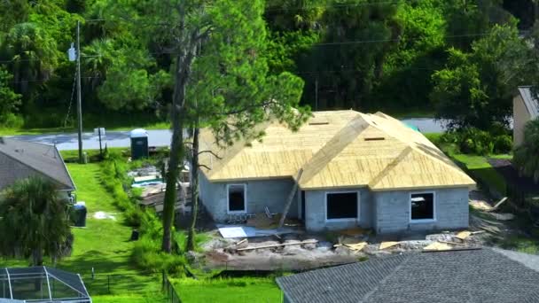 Aerial View Residential Private Home Wooden Roofing Structure Construction Florida — Vídeo de Stock