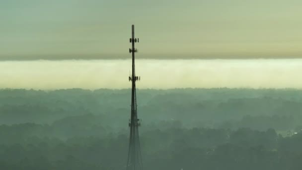Вид Повітря Телекомунікаційну Вежу Мобільного Язку Бездротовим Язком Антен Передачі — стокове відео